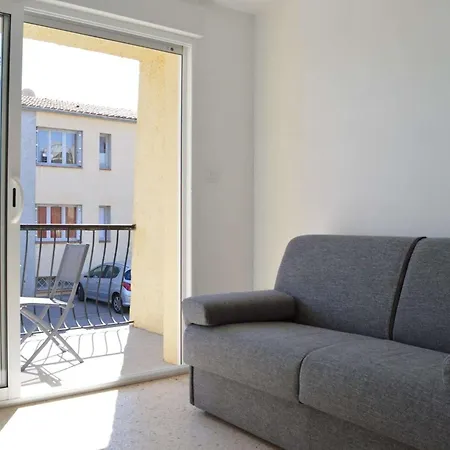 Renove, Climatise A 200m De La Avec Balcon Et Parking Prive - Fr-1-229d-12 Apartment Fleury (Aude)